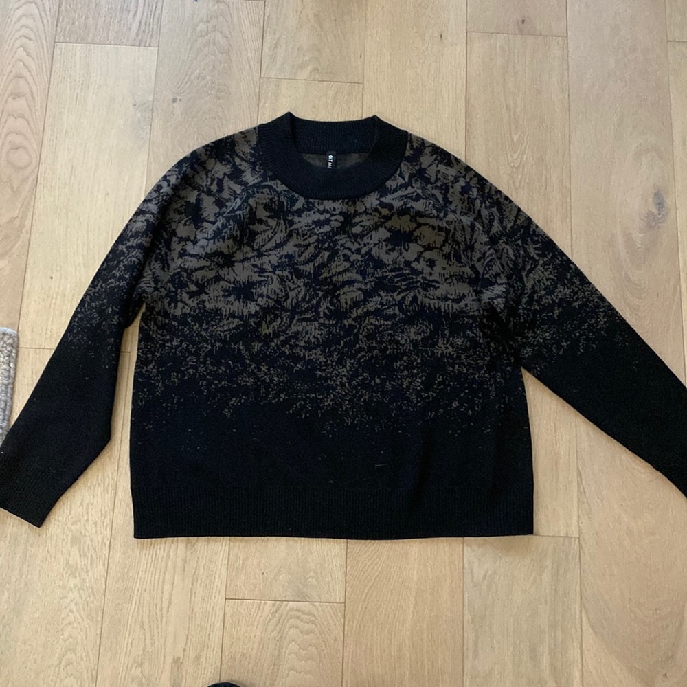 Athleta pullover sweater